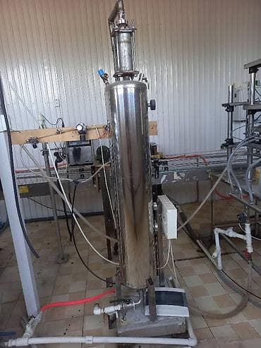 Упаковочно-фасовочные аппараты: Аппарат розлива, Газированные напитки (пиво, лимонад), Автоматический, Б/у — 1