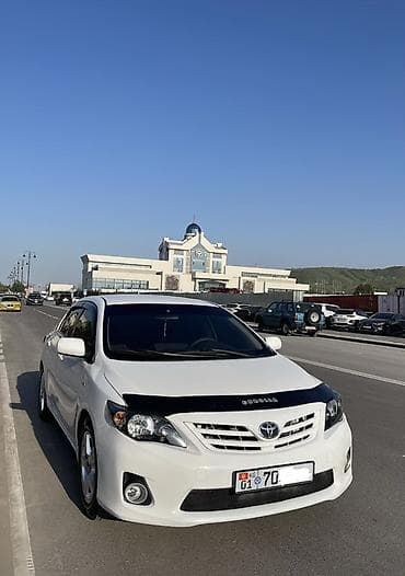 bme e34: Toyota Corolla: 2011 г., 1.8 л, Автомат, Бензин, Седан — 1