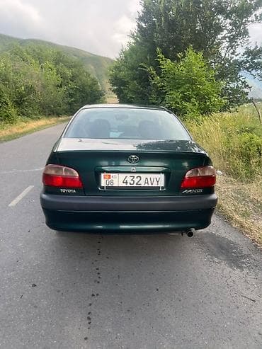 Toyota Avensis: 2001 г., 1.8 л, Механика, Газ, Седан — 4