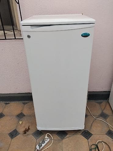 бир: Муздаткыч Saratov, Колдонулган, Бир камералуу, De frost (тамчы), 85 * — 4