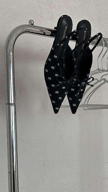 печать на ткани бишкек: Фотосъёмка | С выездом | Фотосессия, Рекламные ролики, Съемки интервью — 5