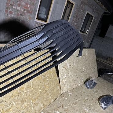 сиденья nexia: Решетка радиатора Toyota — 2