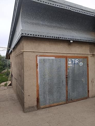 Продается дом три спальни, гостиная. Природный газ, три фазы. участок — 3