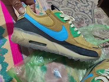 летние кеды: Кроссовки Nike Air (модель с амортизацией Air в подошве). - Верх — 1