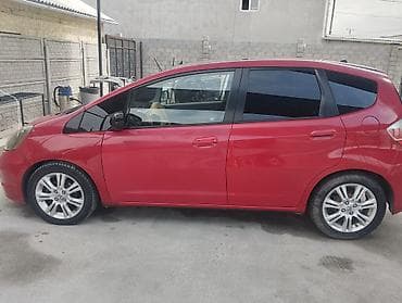 Продажа авто: Honda Fit: 2010 г., 1.5 л, Автомат, Бензин, Хэтчбэк — 6