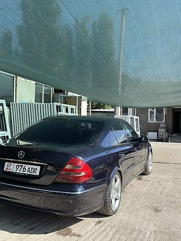 м111 2.0: Mercedes-Benz E-Class: 2002 г., 3.2 л, Автомат, Бензин, Седан — 4