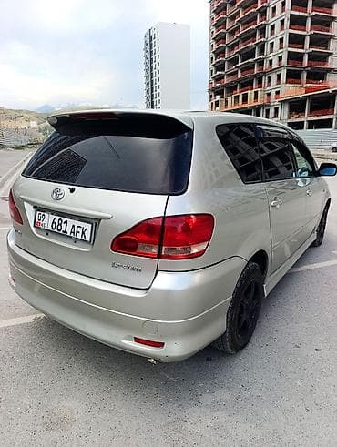 golf 2: Toyota Ipsum: 2002 г., 2.4 л, Автомат, Бензин, Минивэн — 3