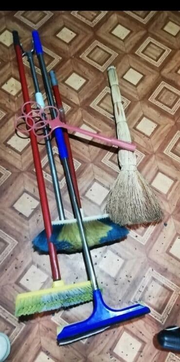 Щётки и др, цена за все