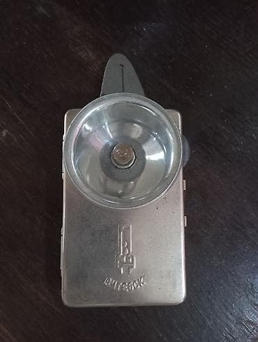 Подборка ретро-предметов СССР: 1) Нагрудный фонарь «Бритесек»