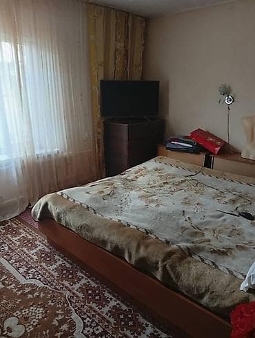 Продажа домов: 🏡 Срочно продаётся дом в районе Аламединского рынка, Бишкек ✨ 4комнат — 8