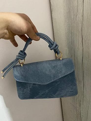 Аксессуарлар: Женские мини-сумки, несколько моделей: 1) Структурированная — 3