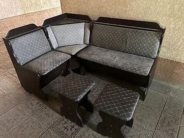 диван кожаный бу: Кухонный мягкий уголок, Б/у, Дерево, цвет - Коричневый — 1