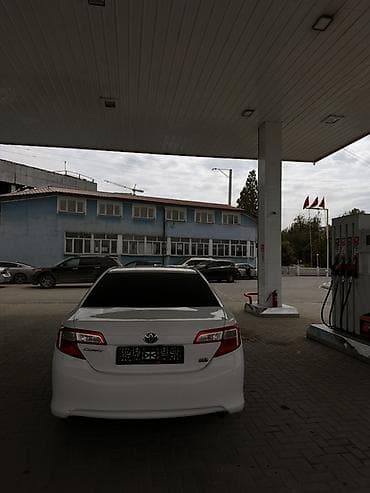 imac 2011: Toyota Camry: 2013 г., 2.5 л, Автомат, Гибрид, Седан — 2