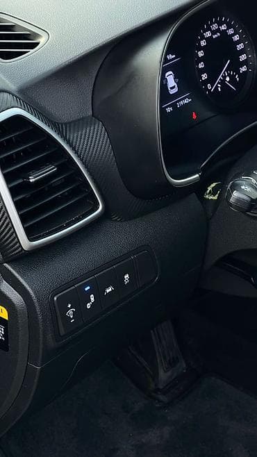 nisan leaf: Hyundai Tucson: 2020 г., 1.6 л, Автомат, Дизель, Кроссовер — 6