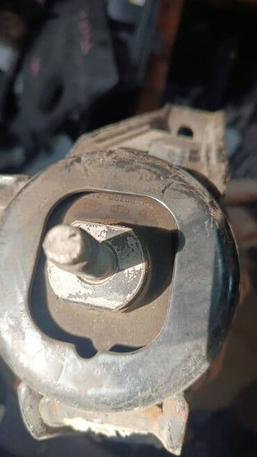 антенны на крышу авто: Подушка мотора Kia 2015 г., Б/у, Оригинал — 3