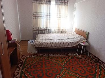 дом барачного типа: Дом с участком - Одноэтажный кирпичный дом с двускатной крышей — 6