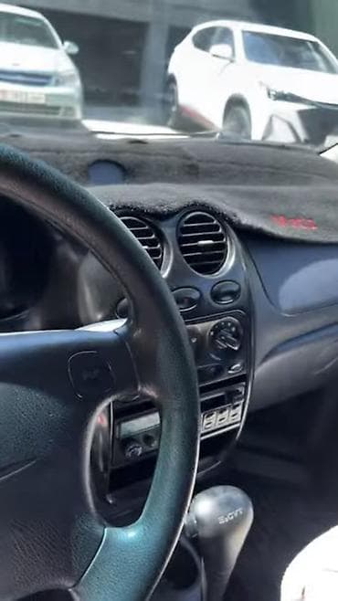 ниже: Daewoo Matiz: 2005 г., 0.8 л, Вариатор, Бензин, Хэтчбэк — 4