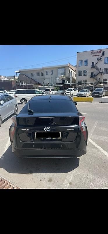 rf 2: Toyota Prius: 2017 г., 1.8 л, Вариатор, Гибрид, Лифтбек — 7