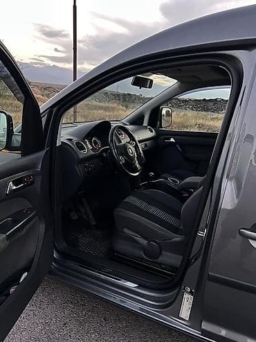 key maker: Volkswagen Caddy: 2013 г., 1.2 л, Механика, Бензин, Фургон — 9