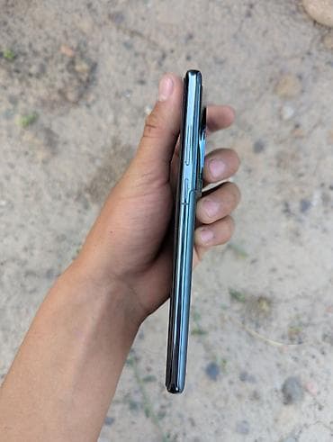 телефоны буу: OnePlus 12, Б/у, 512 ГБ, цвет - Зеленый, 2 SIM — 8