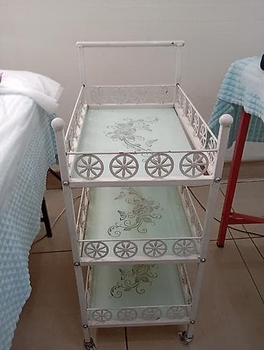 кушетк: Мебель и оборудование для салона/кабинета 1) — 2