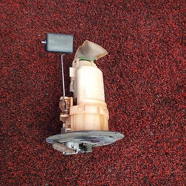 Бензонасос Toyota