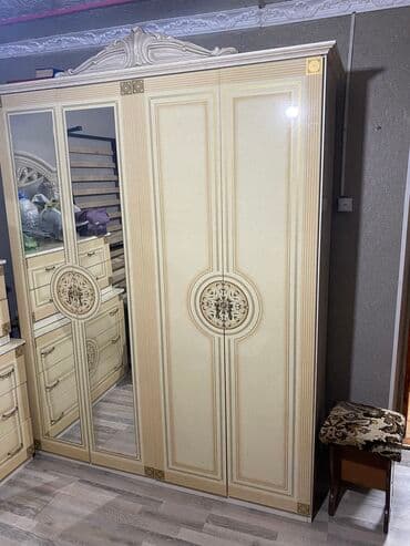 изготовление корпусной мебели: Продаётся индонезийский спальный гарнитур в отличном состоянии цвет — 3