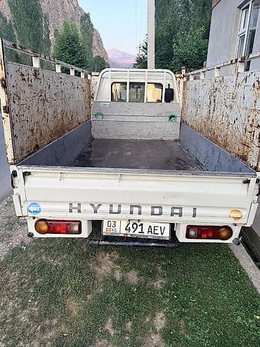 Унаа: Жеңил жүк ташуучу унаа, Hyundai, Стандарт, 3 т, Колдонулган — 5