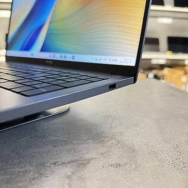Техника жана электроника: Программалоо үчүн, Колдонулган, Intel Core i9 — 2