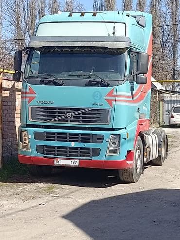 кабина вольво: Тягач, Volvo, 2004 г., Тентованный — 1