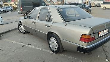 Mercedes-Benz W124: 1992 г., 2.3 л, Ручные, Бензин, Седан