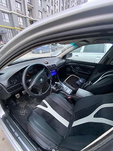 салон гелик: BMW 5 series: 2001 г., 2.5 л, Механика, Бензин, Седан — 2