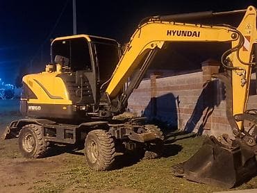 Экскаватор-погрузчик Hyundai HW60 на колесном ходу - Марка/модель at lalafo.kg Экскаватор-погрузчик Hyundai HW60 на колесном ходу - Марка/модель