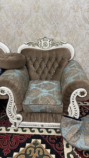 диваны и кресла в стиле лофт: Бу сатылат 20 мин 3 штук 1кресло 1мини 1 уч месталык — 1