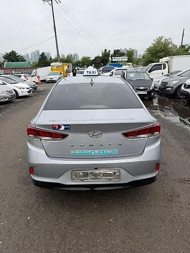 пл: Hyundai Sonata: 2020 г., Седан — 9