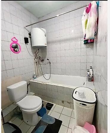 105: 1 комната, 40 м², Аламедин-1 мкр 105 серия, 8 этаж, Старый ремонт — 5