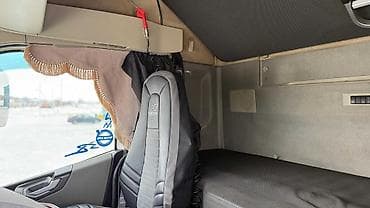 Тягач, Volvo, 2014 г., Тентованный — 4