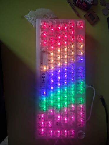 Клавиатура, Механическая, Bluetooth, Проводное подключение, Размер: 75%