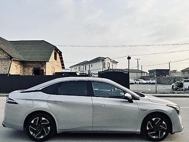 продаю с: BYD : 2023 г., Автомат, Электромобиль, Седан — 9