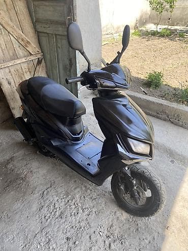 м8 pro: Тип скутера M8, 150 куб. см, Бензин, Б/у — 3