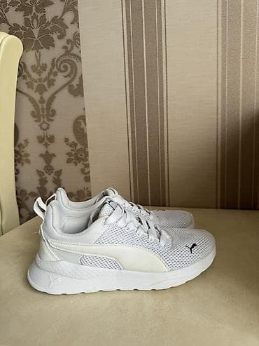 nike react: Кроссовки, 37.5, Puma, Б/у, цвет - Белый — 1