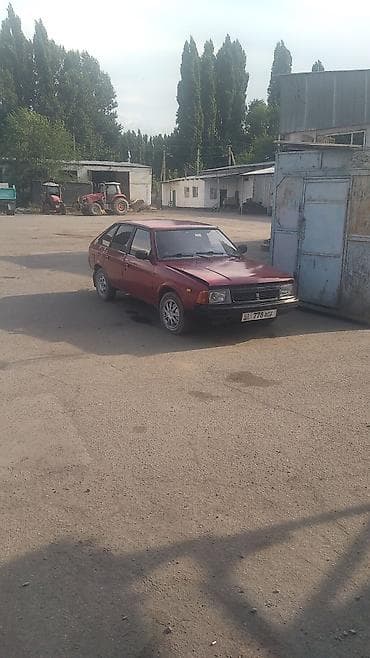 чанган юни с: ЗАЗ 1102 Tavriya: 1989 г., Механика, Бензин, Хэтчбэк — 1