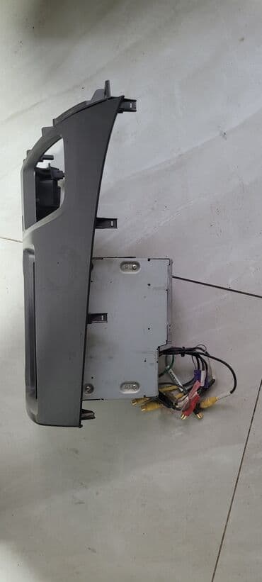 Детали КПП и трансмиссии: Центральная консоль Toyota 2003 г., Б/у, Оригинал, Япония — 4