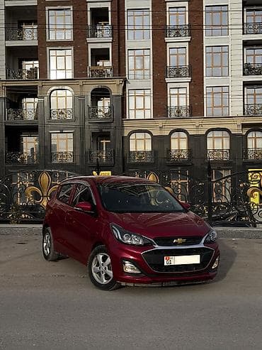 Chevrolet Spark: 2019 г., 1 л, Автомат, Бензин, Хэтчбэк