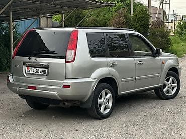 аварийний знак: Nissan X-Trail: 2003 г., 2.5 л, Механика, Бензин, Кроссовер — 4