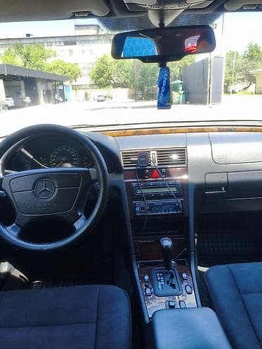 рулевой колонка: Mercedes-Benz C-Class: 1998 г., 2 л, Автомат, Бензин, Седан — 9