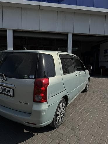 тайота из: Toyota Raum: 2003 г., 1.5 л, Автомат, Бензин, Минивэн — 3