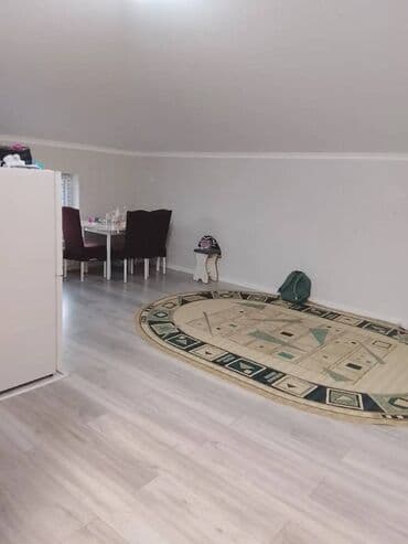 меняю с моей доплатой: 2 комнаты, 38 м², 4 этаж — 3