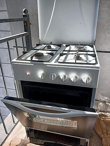 газовая духовка: Газовая плита с духовкой, свободностоящая Характеристики: - 4 газовые — 1