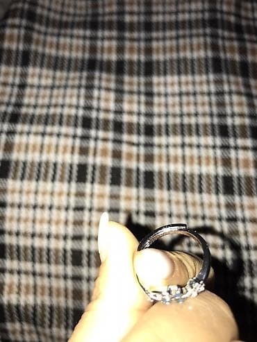 Прокат одежды: Украшения ручной работы - Набор из двух колец в подарочной коробке — 2